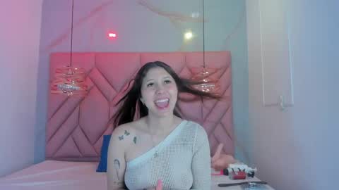 Snapshot of angelaa_cute chatting on 6, 5, 2026 ANGELA online show from 6, 5, 2026
