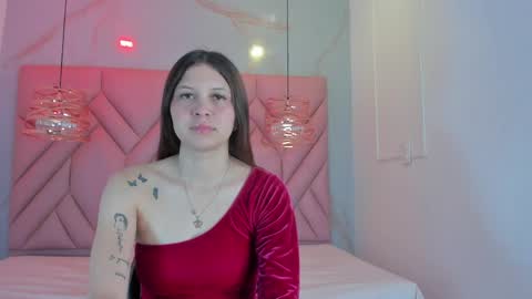 Snapshot of angelaa_cute chatting on 11, 5, 2026 ANGELA online show from 11, 5, 2026