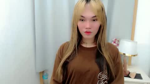 angela online show from 29, 9, 2025