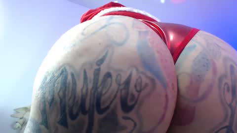 Snapshot of angelacianuro_2 chatting on 21, 12, 2024 Angela Cianuro online show from 21, 12, 2024