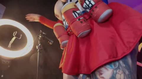 Snapshot of angelacianuro_2 chatting on 7, 10, 2025 Angela Cianuro online show from 7, 10, 2025