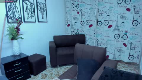 Angela online show from 28, 1, 2025