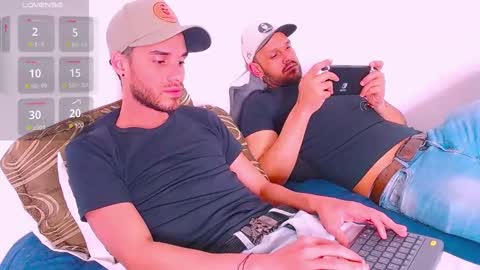 Snapshot of angelandfranco chatting on 8, 2, 2025 AngelFranco online show from 8, 2, 2025
