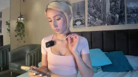 Snapshot of angelbae_ chatting on 17, 6, 2026 AngelBae online show from 17, 6, 2026
