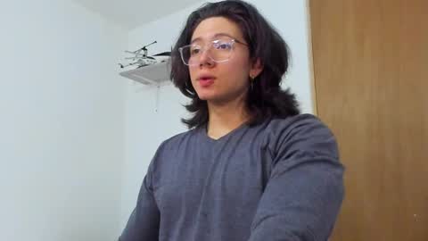 Angel Bennet online show from 19, 2, 2025