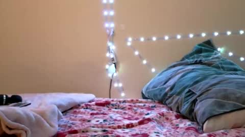 Snapshot of angelbigguns chatting on 4, 2, 2026 Angelbigguns online show from 4, 2, 2026