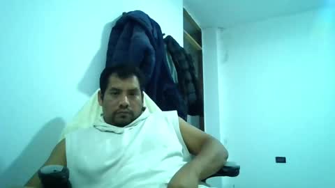 Snapshot of angeldavid90 chatting on 10, 5, 2026 angeldavid90 online show from 10, 5, 2026