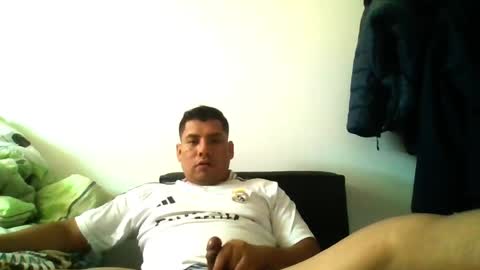 Snapshot of angeldavid90 chatting on 16, 5, 2026 angeldavid90 online show from 16, 5, 2026