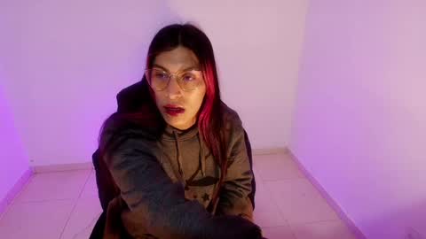 angele online show from 21, 4, 2026