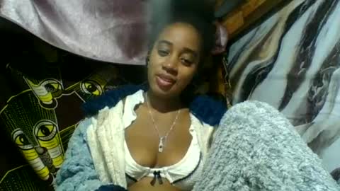 Angelettee online show from 25, 6, 2026