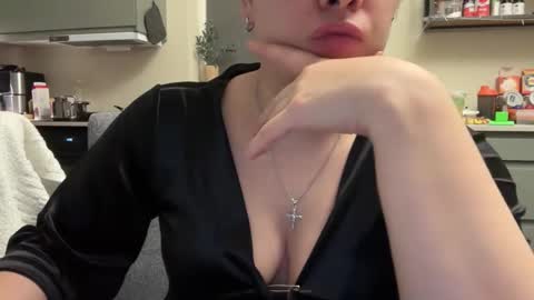 AngelHarly online show from 1, 3, 2025