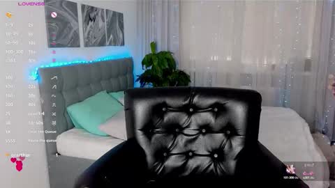 Snapshot of angeli_eyes chatting on 11, 9, 2025 Ksenia online show from 11, 9, 2025