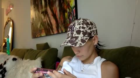 Snapshot of angelia01m chatting on 14, 9, 2025 angelia01m online show from 14, 9, 2025