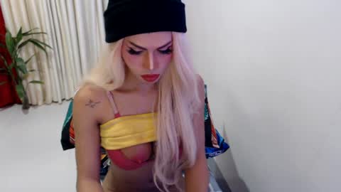 Snapshot of angelic_face_808 chatting on 18, 7, 2026 DIVINE ANGEL online show from 18, 7, 2026