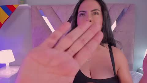 Snapshot of angelica_cross chatting on 14, 7, 2026 Angelica Cross online show from 14, 7, 2026