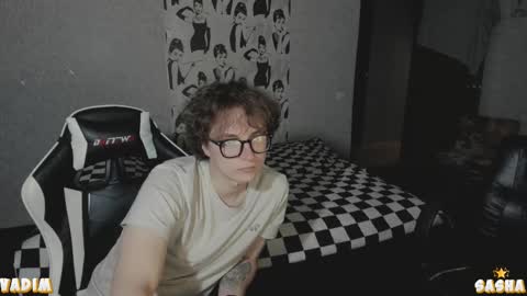 Snapshot of angelicfemboy chatting on 16, 11, 2025 AngelicFemboyFairness online show from 16, 11, 2025