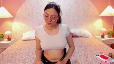 Snapshot of angelie_rosebrm chatting on 24, 2, 2026 Angelica online show from 24, 2, 2026