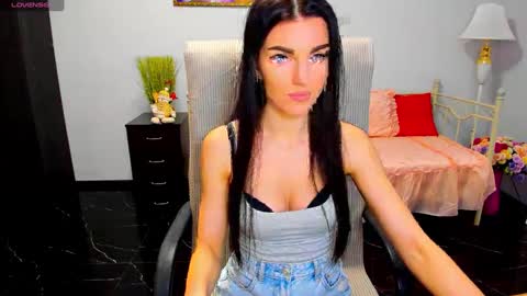 Angelina online show from 21, 1, 2025