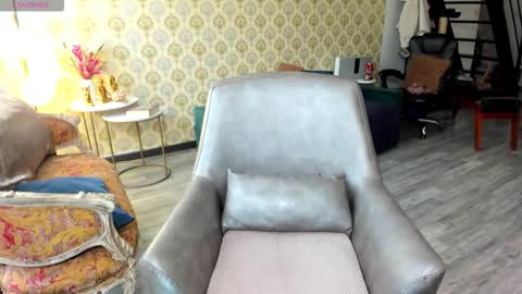 angelina_class_7 online show from 18, 2, 2026