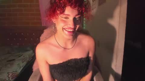 Snapshot of angelina_rouse12 chatting on 31, 12, 2024 Angelina Rouse  online show from 31, 12, 2024