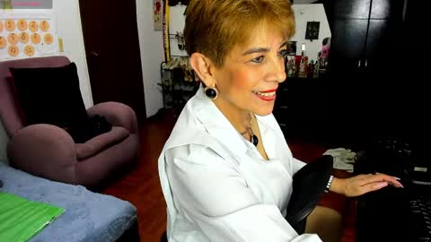 Snapshot of angelina_stone_65 chatting on 28, 4, 2026 Angelina online show from 28, 4, 2026