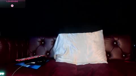 Snapshot of angelinablanc_ chatting on 27, 2, 2026 ANGELINA online show from 27, 2, 2026