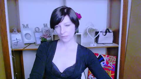 Angelina online show from 28, 1, 2025