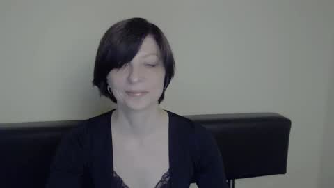 Angelina online show from 6, 2, 2025