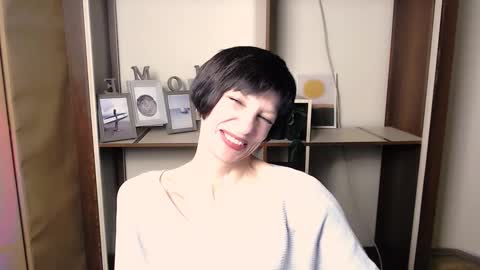 Angelina online show from 17, 11, 2025