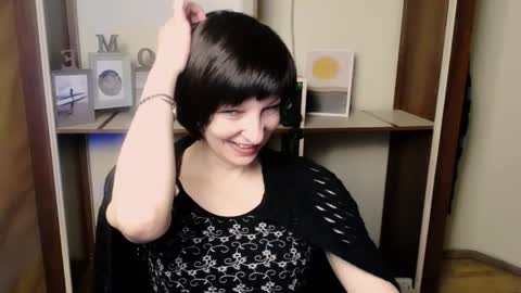 Angelina online show from 11, 3, 2026