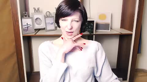 Angelina online show from 10, 4, 2026