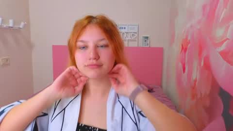Snapshot of angelinalow chatting on 18, 4, 2026 AngelinaLow online show from 18, 4, 2026