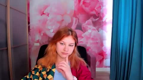 Snapshot of angelinalow chatting on 24, 4, 2026 AngelinaLow online show from 24, 4, 2026