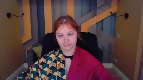 Snapshot of angelinalow chatting on 8, 5, 2026 AngelinaLow online show from 8, 5, 2026