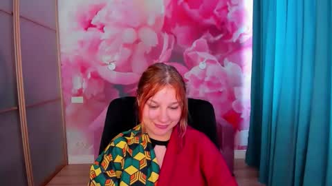 Snapshot of angelinalow chatting on 9, 5, 2026 AngelinaLow online show from 9, 5, 2026