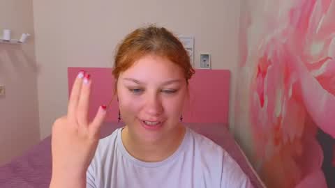 Snapshot of angelinalow chatting on 19, 5, 2026 AngelinaLow online show from 19, 5, 2026