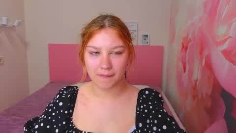 Snapshot of angelinalow chatting on 23, 5, 2026 AngelinaLow online show from 23, 5, 2026