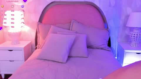 Snapshot of angeline__cute chatting on 25, 4, 2026 angeline online show from 25, 4, 2026