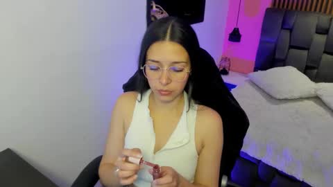 angeline_davies online show from 10, 10, 2025