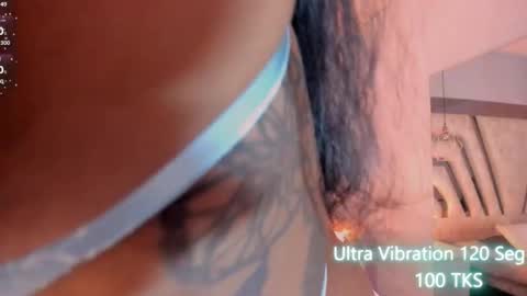 Angeline Heet online show from 26, 9, 2025