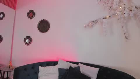 Snapshot of angeliqueboyer__ chatting on 7, 7, 2026 Angelique online show from 7, 7, 2026