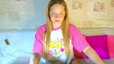 Snapshot of angellisss chatting on 18, 9, 2025 Cutie online show from 18, 9, 2025