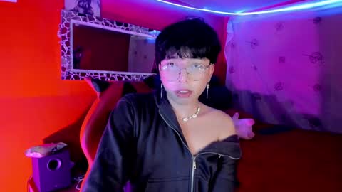 Snapshot of angellonfire chatting on 9, 10, 2025 Angel  online show from 9, 10, 2025