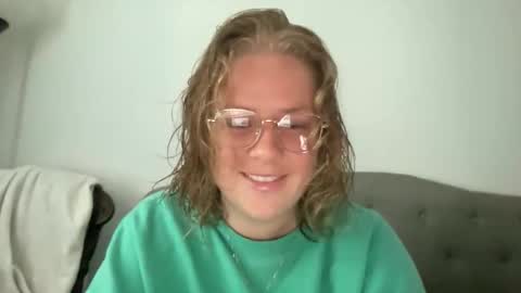 Snapshot of angeloflight273360 chatting on 3, 11, 2025 Angel of Light online show from 3, 11, 2025