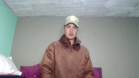 Snapshot of angels_0001 chatting on 1, 6, 2026 angels_0001 online show from 1, 6, 2026