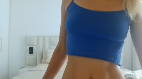 Snapshot of angelsquirting chatting on 21, 6, 2026 Alesia online show from 21, 6, 2026