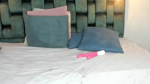 ANGIE online show from 26, 1, 2025