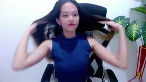 Snapshot of angelyn_slim chatting on 10, 2, 2026 angelyn_slim online show from 10, 2, 2026