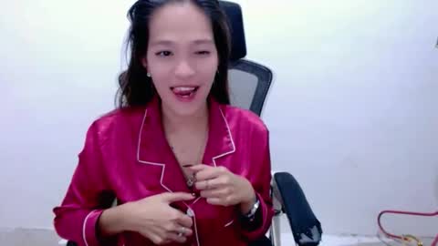 Snapshot of angelyn_slim chatting on 14, 3, 2026 angelyn_slim online show from 14, 3, 2026