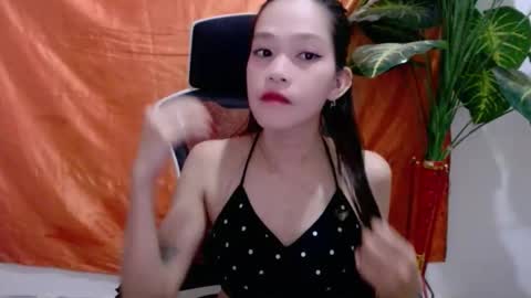 Snapshot of angelyn_slim chatting on 2, 5, 2026 angelyn_slim online show from 2, 5, 2026